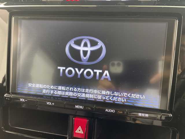 トヨタ タンク カスタムG S 岐阜県 2017(平29)年 7.8万km パールホワイトⅢ 純正9インチSDナビ【NSZT-Y66T】/フルセグ/BT/CD/DVD/全周囲カメラ/革巻きステアリング/ステアリングリモコン/クルーズコントロール/両側パワースライドドア/前方ドラレコ/LEDライト/オートライト/シートカバー/シートヒーター(D/N席)/衝突軽減ブレーキ/横滑り防止装置