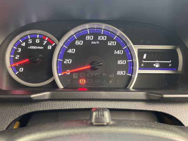 トヨタ タンク カスタムG S 岐阜県 2017(平29)年 7.8万km パールホワイトⅢ 純正9インチSDナビ【NSZT-Y66T】/フルセグ/BT/CD/DVD/全周囲カメラ/革巻きステアリング/ステアリングリモコン/クルーズコントロール/両側パワースライドドア/前方ドラレコ/LEDライト/オートライト/シートカバー/シートヒーター(D/N席)/衝突軽減ブレーキ/横滑り防止装置