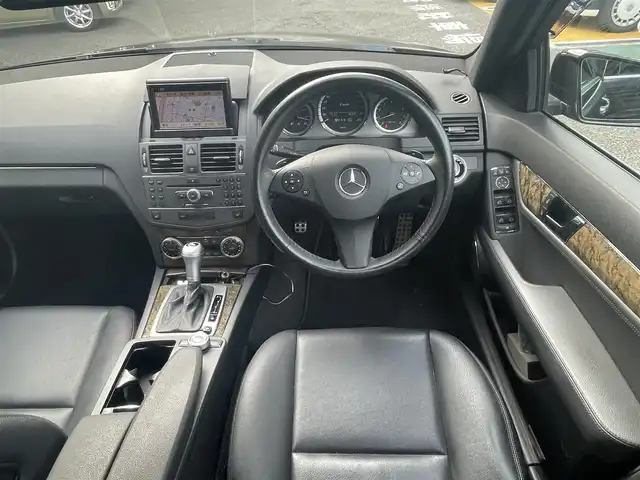 メルセデス・ベンツ Ｃ２００ コンプレッサーSWアバンギャルド 静岡県 2009(平21)年 13.4万km オブシディアンブラック サンルーフ/純正ナビ/フルセグTV/バックカメラ/黒革シート/前席シートヒーター/前席パワーシート/前後ドライブレコーダー/ETC/HIDヘッドライト/クルーズコントロール/ステアリングスイッチ/パドルシフト/スマートキー×2/保証書/取扱説明書/ナビ取扱説明書