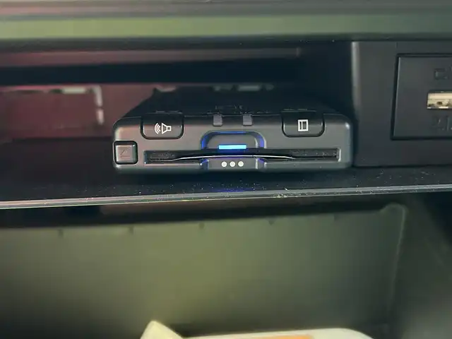 ダイハツ タフト G ターボ ダーククロムベンチャー 愛媛県 2022(令4)年 4.2万km ブラックマイカメタリック Strada7型ナビ/全方位カメラ/ガラスルーフ/デジタルインナーミラー/スマートアシスト/レーダークルーズコントロール/クリアランスソナー/衝突被害軽減装置/車線逸脱防止装置/前後ドライブレコーダー/アイドリングストップ/LEDヘッドライト/オートライト/オートマチックハイビーム/ルーフレール/ステアリングリモコン/純正ドアバイザー/電動パーキングブレーキ/AutoHold機能/ETC/現状サマー(純正AW)(165/65/R15)/YOKOHAMA BluEarth-RV RV03CK