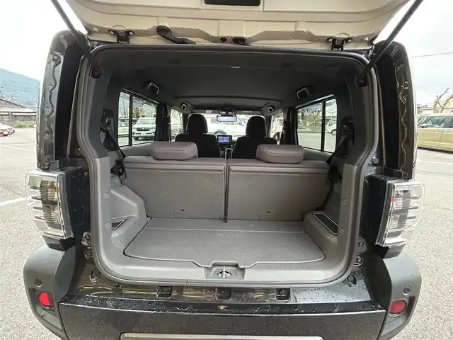 ダイハツ タフト G ターボ ダーククロムベンチャー 愛媛県 2022(令4)年 4.2万km ブラックマイカメタリック Strada7型ナビ/全方位カメラ/ガラスルーフ/デジタルインナーミラー/スマートアシスト/レーダークルーズコントロール/クリアランスソナー/衝突被害軽減装置/車線逸脱防止装置/前後ドライブレコーダー/アイドリングストップ/LEDヘッドライト/オートライト/オートマチックハイビーム/ルーフレール/ステアリングリモコン/純正ドアバイザー/電動パーキングブレーキ/AutoHold機能/ETC/現状サマー(純正AW)(165/65/R15)/YOKOHAMA BluEarth-RV RV03CK