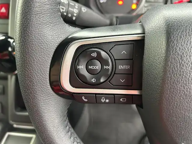 ダイハツ タフト G ターボ ダーククロムベンチャー 愛媛県 2022(令4)年 4.2万km ブラックマイカメタリック Strada7型ナビ/全方位カメラ/ガラスルーフ/デジタルインナーミラー/スマートアシスト/レーダークルーズコントロール/クリアランスソナー/衝突被害軽減装置/車線逸脱防止装置/前後ドライブレコーダー/アイドリングストップ/LEDヘッドライト/オートライト/オートマチックハイビーム/ルーフレール/ステアリングリモコン/純正ドアバイザー/電動パーキングブレーキ/AutoHold機能/ETC/現状サマー(純正AW)(165/65/R15)/YOKOHAMA BluEarth-RV RV03CK