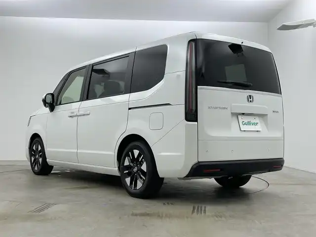 ホンダ ステップワゴン eHEV エアー EX 岡山県 2025(令7)年 0.1千km プラチナホワイトパール 登録済未使用車/純正１１．4型ナビ/　「BT/フルセグ/DVD/Carplay/USB」/　型式：LXM-247VFLi/ブラインドスポットモニター/電動リアゲート　/バックカメラ　/レーダークルーズコントロール/両側パワースライドドア　/オートハイビーム/ＬＥＤヘッドライト/前席シートヒーター　/衝突軽減システム/車線逸脱防止システム/横滑り防止装置/純正16インチアルミ/純正フロアマット/コーナーセンサー（前後）/パドルシフト/オートブレーキホールド/プッシュスタート/スマートキー×2/保証書/取扱説明書