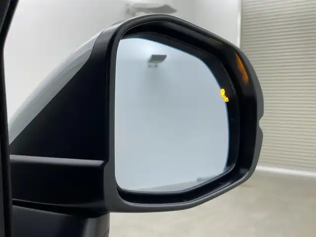 ホンダ ステップワゴン eHEV エアー EX 岡山県 2025(令7)年 0.1千km プラチナホワイトパール 登録済未使用車/純正１１．4型ナビ/　「BT/フルセグ/DVD/Carplay/USB」/　型式：LXM-247VFLi/ブラインドスポットモニター/電動リアゲート　/バックカメラ　/レーダークルーズコントロール/両側パワースライドドア　/オートハイビーム/ＬＥＤヘッドライト/前席シートヒーター　/衝突軽減システム/車線逸脱防止システム/横滑り防止装置/純正16インチアルミ/純正フロアマット/コーナーセンサー（前後）/パドルシフト/オートブレーキホールド/プッシュスタート/スマートキー×2/保証書/取扱説明書