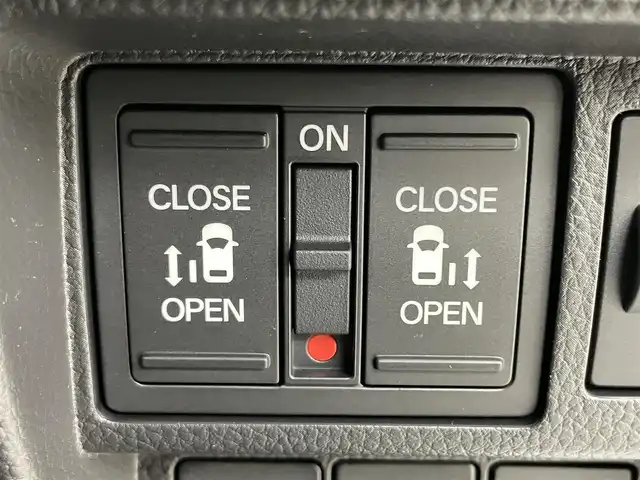 ホンダ ステップワゴン eHEV エアー EX 岡山県 2025(令7)年 0.1千km プラチナホワイトパール 登録済未使用車/純正１１．4型ナビ/　「BT/フルセグ/DVD/Carplay/USB」/　型式：LXM-247VFLi/ブラインドスポットモニター/電動リアゲート　/バックカメラ　/レーダークルーズコントロール/両側パワースライドドア　/オートハイビーム/ＬＥＤヘッドライト/前席シートヒーター　/衝突軽減システム/車線逸脱防止システム/横滑り防止装置/純正16インチアルミ/純正フロアマット/コーナーセンサー（前後）/パドルシフト/オートブレーキホールド/プッシュスタート/スマートキー×2/保証書/取扱説明書