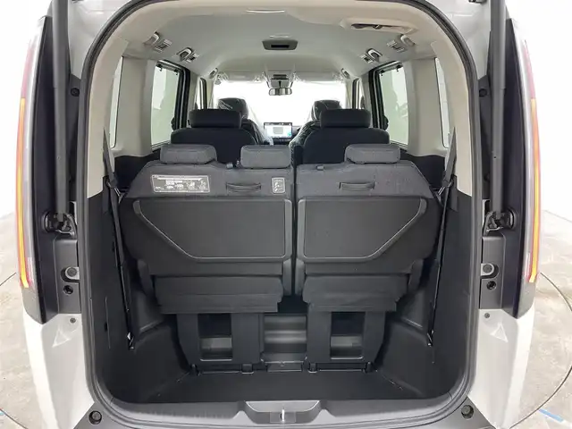 ホンダ ステップワゴン eHEV エアー EX 岡山県 2025(令7)年 0.1千km プラチナホワイトパール 登録済未使用車/純正１１．4型ナビ/　「BT/フルセグ/DVD/Carplay/USB」/　型式：LXM-247VFLi/ブラインドスポットモニター/電動リアゲート　/バックカメラ　/レーダークルーズコントロール/両側パワースライドドア　/オートハイビーム/ＬＥＤヘッドライト/前席シートヒーター　/衝突軽減システム/車線逸脱防止システム/横滑り防止装置/純正16インチアルミ/純正フロアマット/コーナーセンサー（前後）/パドルシフト/オートブレーキホールド/プッシュスタート/スマートキー×2/保証書/取扱説明書