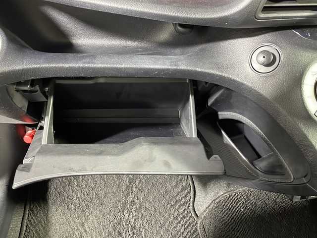 トヨタ シエンタ G クエロ 沖縄県 2020(令2)年 4.4万km アバンギャルドブロンズメタリック 県外仕入れ/禁煙車/純正９インチナビ/　【ＣＤ／ＤＶＤ／フルセグＴＶ／Ｂｌｕｅｔｏｏｔｈ】/両側パワースライド/トヨタセーフティーセンス/・レーンディパチャーアラート/・プリクラクションセーフティー/・クリアランスソナー/・レーンキープアラート/スマートキー/ステアリングスイッチ　/ＥＴＣ/プッシュスタート