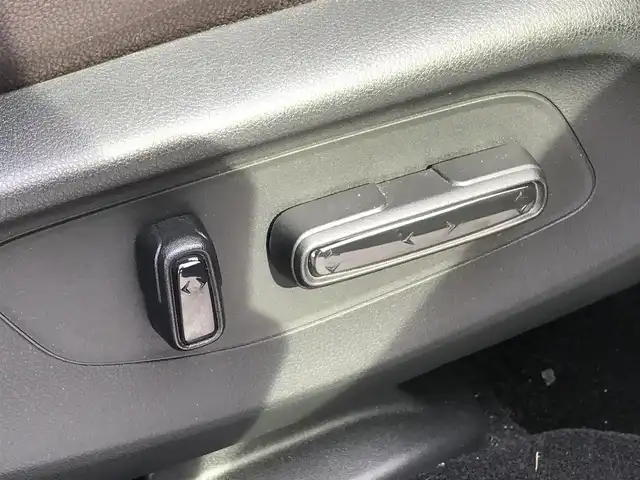 ホンダ ＺＲ－Ｖ ハイブリッド e:HEV Z 富山県 2023(令5)年 2.9万km 赤 BOSEサウンド/純正ナビ/フルセグTV/Bluetooth/全周囲カメラ/衝突被害軽減ブレーキ/コーナーセンサー/レーンキープアシスト/ブラインドスポットモニター/レーダークルーズコントロール/パワーシート/シートヒーター/ハンドルヒーター/電動リアゲート/革巻きステアリング/ETC2.0