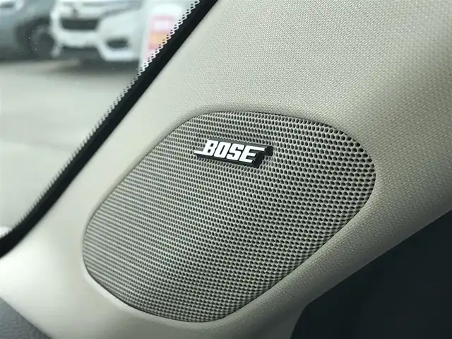 ホンダ ＺＲ－Ｖ ハイブリッド e:HEV Z 富山県 2023(令5)年 2.9万km 赤 BOSEサウンド/純正ナビ/フルセグTV/Bluetooth/全周囲カメラ/衝突被害軽減ブレーキ/コーナーセンサー/レーンキープアシスト/ブラインドスポットモニター/レーダークルーズコントロール/パワーシート/シートヒーター/ハンドルヒーター/電動リアゲート/革巻きステアリング/ETC2.0