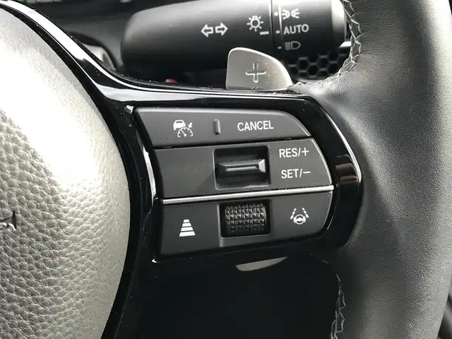 ホンダ ＺＲ－Ｖ ハイブリッド e:HEV Z 富山県 2023(令5)年 2.9万km 赤 BOSEサウンド/純正ナビ/フルセグTV/Bluetooth/全周囲カメラ/衝突被害軽減ブレーキ/コーナーセンサー/レーンキープアシスト/ブラインドスポットモニター/レーダークルーズコントロール/パワーシート/シートヒーター/ハンドルヒーター/電動リアゲート/革巻きステアリング/ETC2.0