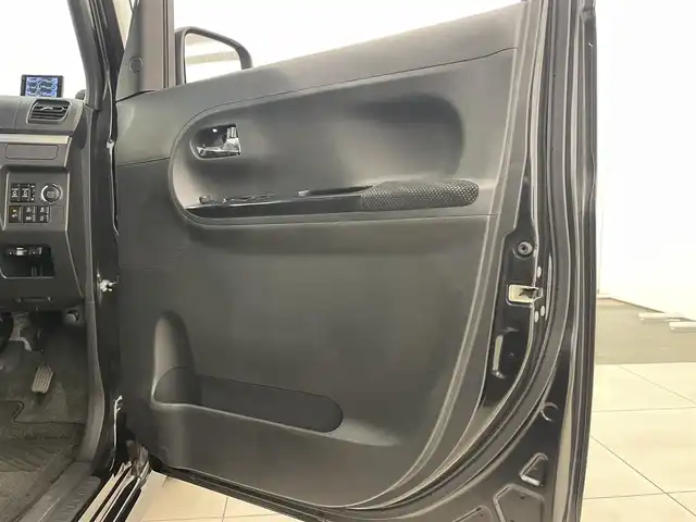 ダイハツ タント カスタム RS トップED SA Ⅲ 岡山県 2017(平29)年 4.8万km ブラックマイカメタリック スマートアシストIII/歩行者検知ブレーキ/社外ローダウンサス（RS-R）/ドラレコ/レーダー/DOPメモリナビ（NSZP-X67D）/CD/DVD/DTVフルセグ/BT/USB/コーナーセンサー/ドアバイザー/フォグライト/純正15インチアルミ/シートカバー/ステアリングS/W/左右パワースライドドア/社外ツイーター/ETC/１００Vパワーソケット