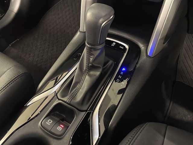 トヨタ カローラ クロス Z 熊本県 2023(令5)年 2.5万km アティチュードブラックマイカ 純正9インチディスプレイオーディオ テレビなし/(Bluetooth/ラジオ/Miracast)/バックカメラ/トヨタセーフティセンス/コーナーセンサー/ETC/ドラレコ前後/クルーズコントロール/電動リアゲート/ハーフレザー/前席シートヒーター/パワーシート/ルーフレール/LEDライト/純正フロアマット/純正18インチAW/スペアキー