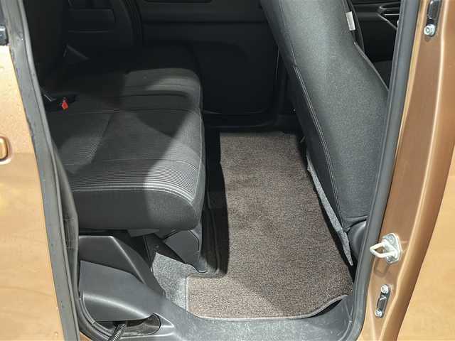 日産 デイズ ルークス X Vセレクション 茨城県 2019(平31)年 4.4万km ピンクゴールドM 純正ナビ（MJ118D-W）/【フルセグTV/CD/DVD/Bluetooth】/バックカメラ/アラウンドビューモニター/両側パワースライドドア/エマージェンシーブレーキ/クリアランスソナー/横滑り防止装置/アイドリングストップ/ベンチシート/純正14インチAW/革巻きステアリング/ステアリングスイッチ/純正フロアマット/純正ドアバイザー/プッシュスタート/スマートキー