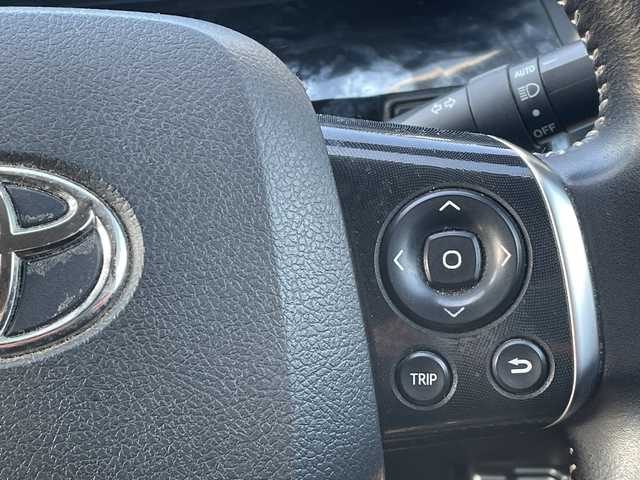 トヨタ シエンタ ハイブリッド G 山口県 2017(平29)年 11.1万km ブラックマイカ ワンオーナー/社外11インチフローティングナビ/DVD/CD/SD/BT/フルセグTV/バックカメラ/両側パワースライドドア/純正LEDヘッドライト/純正フォグランプ/オートライト/オートハイビーム/社外15インチアルミホイール/革巻きステアリング/衝突被害軽減ブレーキ/LKA/スマートキー×２/純正フロアマット/純正ドアバイザー/ETC/電動格納ウインカードアミラー(オート機能付き)