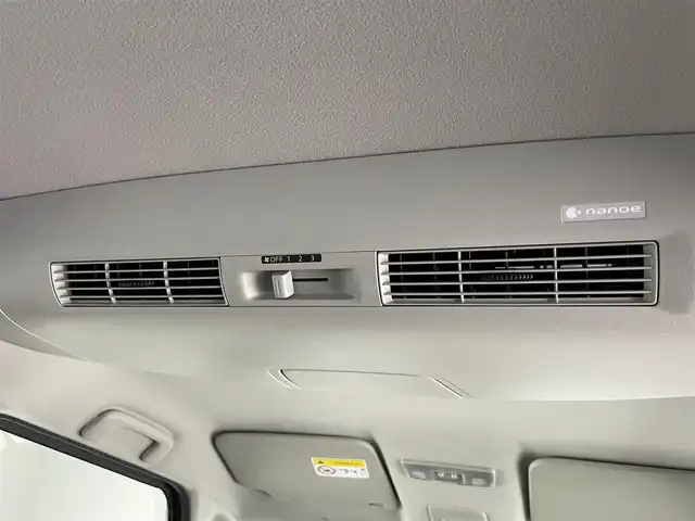 日産 デイズ ルークス ハイウェイスター Gターボ 愛知県 2018(平30)年 7.4万km ホワイトソリッド/プレミアムオリーブM 純正ナビ　全方位カメラ　クルコン　禁煙車　両側パワスラ　フルセグＴＶ　Ｂｌｕｅｔｏｏｔｈ　衝突軽減　クルコン　純正ドラレコ　ＥＴＣ　コーナーセンサー　ロールシェード　ハーフレザー　ＬＥＤライト　フォグ　ツートンカラー　ステスイ　純正フロアマット　リアサーキュレーター　ツートンカラー