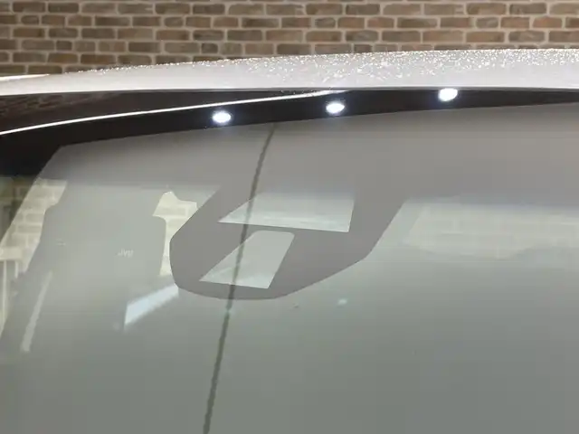 ホンダ フィット ハイブリット Sパッケージ 岩手県 2015(平27)年 9.5万km ホワイトオーキッドパール 純正ナビ/フルセグTV/バックカメラ/ドライブレコーダー/ETC/安心パッケージ/シティブレーキアクティブシステム/クルーズコントロール/パドルシフト/横滑り防止装置/大型テールゲートスポイラー/ステンレス製スポーツペダル/本革巻きステアリング/チップアップリアシート/スペアキー/オートライト/LEDヘッドライト/純正16インチアルミホイール/純正フロアマット