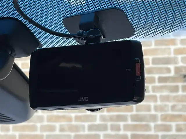 ホンダ フィット ハイブリット Sパッケージ 岩手県 2015(平27)年 9.5万km ホワイトオーキッドパール 純正ナビ/フルセグTV/バックカメラ/ドライブレコーダー/ETC/安心パッケージ/シティブレーキアクティブシステム/クルーズコントロール/パドルシフト/横滑り防止装置/大型テールゲートスポイラー/ステンレス製スポーツペダル/本革巻きステアリング/チップアップリアシート/スペアキー/オートライト/LEDヘッドライト/純正16インチアルミホイール/純正フロアマット