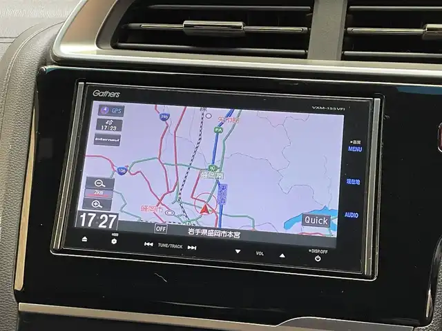 ホンダ フィット ハイブリット Sパッケージ 岩手県 2015(平27)年 9.5万km ホワイトオーキッドパール 純正ナビ/フルセグTV/バックカメラ/ドライブレコーダー/ETC/安心パッケージ/シティブレーキアクティブシステム/クルーズコントロール/パドルシフト/横滑り防止装置/大型テールゲートスポイラー/ステンレス製スポーツペダル/本革巻きステアリング/チップアップリアシート/スペアキー/オートライト/LEDヘッドライト/純正16インチアルミホイール/純正フロアマット