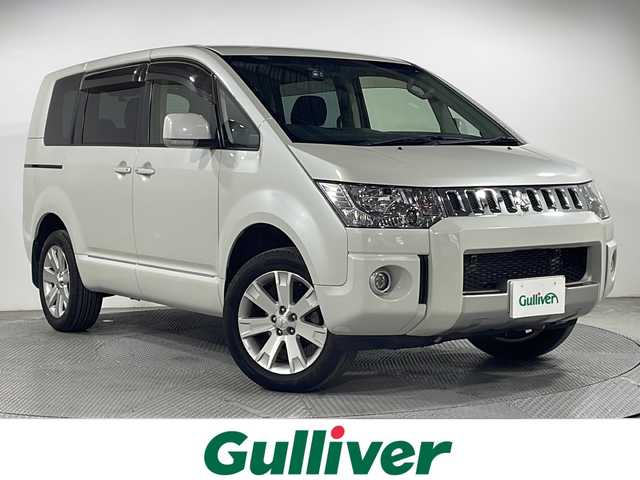 三菱 デリカＤ：５ D－Power package 広島県 2018(平30)年 5.5万km ウォームホワイトパール ＡＬＰＩＮＥ９型ナビ/バック／サイドカメラ/シートヒーター/１００Ｖ電源/パドルシフトシフト/両側パワースライドドア/クルーズコントロール/フルセグ/オートライト/前後ドラレコ/ＥＴＣ/ステアリングスイッチ/純正18インチアルミホイール(225/55/R18)/エアバッグ(運転席/助手席)