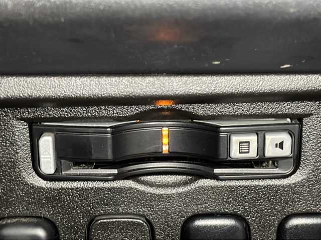 三菱 デリカＤ：５ D－Power package 広島県 2018(平30)年 5.5万km ウォームホワイトパール ＡＬＰＩＮＥ９型ナビ/バック／サイドカメラ/シートヒーター/１００Ｖ電源/パドルシフトシフト/両側パワースライドドア/クルーズコントロール/フルセグ/オートライト/前後ドラレコ/ＥＴＣ/ステアリングスイッチ/純正18インチアルミホイール(225/55/R18)/エアバッグ(運転席/助手席)