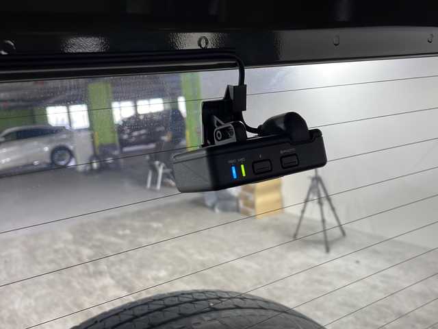 スズキ ジムニー XC 沖縄県 2020(令2)年 4.6万km ジャングルグリーン 県外仕入れ/禁煙車/デュアルセンサーブレーキサポート/純正ナビ/・ＣＤ／ＤＶＤ/・Ｂｌｕｅｔｏｏｔｈ　/・フルセグＴＶ/ステアリングリモコン/ドライブレコーダー前後/バックカメラ/スペアキー/背面タイヤ/シートヒーター/クルーズコントロール/ヘッドライトウォッシャー/４WD/ターボ