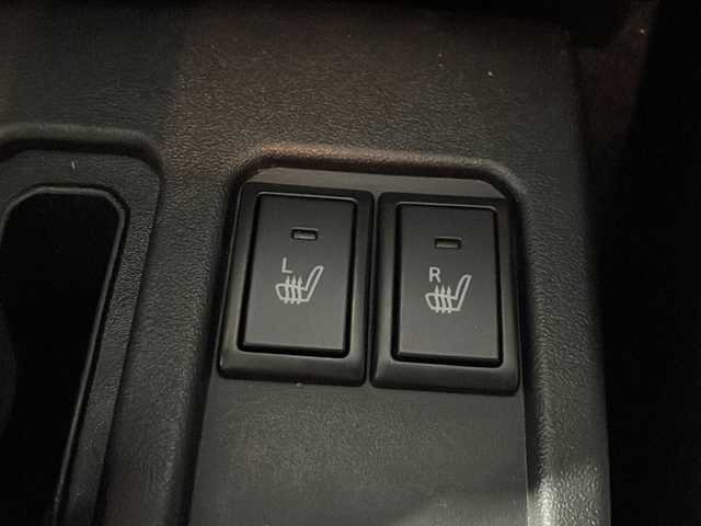 スズキ ジムニー XC 沖縄県 2020(令2)年 4.6万km ジャングルグリーン 県外仕入れ/禁煙車/デュアルセンサーブレーキサポート/純正ナビ/・ＣＤ／ＤＶＤ/・Ｂｌｕｅｔｏｏｔｈ　/・フルセグＴＶ/ステアリングリモコン/ドライブレコーダー前後/バックカメラ/スペアキー/背面タイヤ/シートヒーター/クルーズコントロール/ヘッドライトウォッシャー/４WD/ターボ