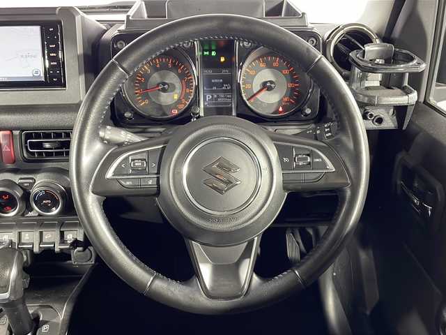 スズキ ジムニー XC 沖縄県 2020(令2)年 4.6万km ジャングルグリーン 県外仕入れ/禁煙車/デュアルセンサーブレーキサポート/純正ナビ/・ＣＤ／ＤＶＤ/・Ｂｌｕｅｔｏｏｔｈ　/・フルセグＴＶ/ステアリングリモコン/ドライブレコーダー前後/バックカメラ/スペアキー/背面タイヤ/シートヒーター/クルーズコントロール/ヘッドライトウォッシャー/４WD/ターボ