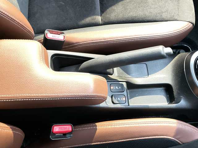 ホンダ フィット ハイブリット Fコンフォートエディション 神奈川県 2019(平31)年 3.1万km プラチナホワイトパール 純正ナビ(DVD/CD/AM/FM/BT/USB/SD)/フルセグTV/バックカメラ/ホンダセンシング/レーンキープアシスト/レーダークルーズコントロール/横滑り防止装置/前席シートヒーター/革巻きステアリング/寒冷地仕様/LEDヘッドライト/フォグランプ/ビルトインETC/保証書/取扱説明書