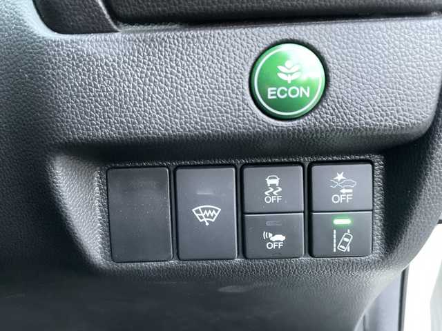 ホンダ フィット ハイブリット Fコンフォートエディション 神奈川県 2019(平31)年 3.1万km プラチナホワイトパール 純正ナビ(DVD/CD/AM/FM/BT/USB/SD)/フルセグTV/バックカメラ/ホンダセンシング/レーンキープアシスト/レーダークルーズコントロール/横滑り防止装置/前席シートヒーター/革巻きステアリング/寒冷地仕様/LEDヘッドライト/フォグランプ/ビルトインETC/保証書/取扱説明書