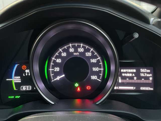 ホンダ フィット ハイブリット Fコンフォートエディション 神奈川県 2019(平31)年 3.1万km プラチナホワイトパール 純正ナビ(DVD/CD/AM/FM/BT/USB/SD)/フルセグTV/バックカメラ/ホンダセンシング/レーンキープアシスト/レーダークルーズコントロール/横滑り防止装置/前席シートヒーター/革巻きステアリング/寒冷地仕様/LEDヘッドライト/フォグランプ/ビルトインETC/保証書/取扱説明書