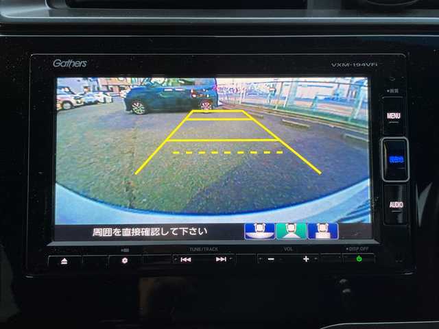 ホンダ フィット ハイブリット Fコンフォートエディション 神奈川県 2019(平31)年 3.1万km プラチナホワイトパール 純正ナビ(DVD/CD/AM/FM/BT/USB/SD)/フルセグTV/バックカメラ/ホンダセンシング/レーンキープアシスト/レーダークルーズコントロール/横滑り防止装置/前席シートヒーター/革巻きステアリング/寒冷地仕様/LEDヘッドライト/フォグランプ/ビルトインETC/保証書/取扱説明書