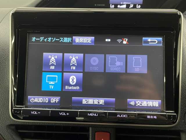 トヨタ エスクァイア Gi 長崎県 2014(平26)年 8.5万km シルバーM 純正ナビ/AM/FM/フルセグ/BT/バックカメラ/両側パワースライドドア/フリップダウンモニター/ハーフレザーシート/パーキングアシスト/LEDヘッドライト/コーナーセンサー/ドライブレコーダー/オートマチックハイビーム/ETC/純正フロアマット/スペアキー有り（1本）/保証書/取扱説明書