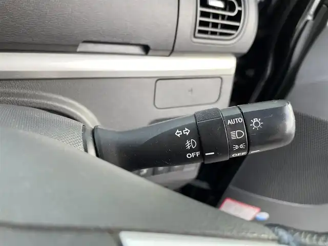 ダイハツ タント カスタム RS SA 三重県 2014(平26)年 12.7万km ブラックマイカメタリック 登録時126793km/純正ナビ/(AM/FM/TV/USB/CD/DVD/Bluetooth)/ワンセグTV/ETC/バックカメラ/両側パワースライドドア/アイドリングストップ/フォグランプ/LED/オートライト/純正フロアマット/純正ホイール/プリクラッシュ/横滑り防止装置/ステアリングスイッチ/ドアバイザー/電格ミラー/プッシュスタート/スマートキー