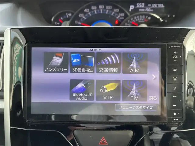 ダイハツ タント カスタム RS SA 三重県 2014(平26)年 12.7万km ブラックマイカメタリック 登録時126793km/純正ナビ/(AM/FM/TV/USB/CD/DVD/Bluetooth)/ワンセグTV/ETC/バックカメラ/両側パワースライドドア/アイドリングストップ/フォグランプ/LED/オートライト/純正フロアマット/純正ホイール/プリクラッシュ/横滑り防止装置/ステアリングスイッチ/ドアバイザー/電格ミラー/プッシュスタート/スマートキー