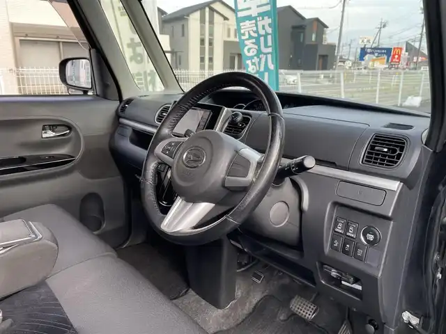 ダイハツ タント カスタム RS SA 三重県 2014(平26)年 12.7万km ブラックマイカメタリック 登録時126793km/純正ナビ/(AM/FM/TV/USB/CD/DVD/Bluetooth)/ワンセグTV/ETC/バックカメラ/両側パワースライドドア/アイドリングストップ/フォグランプ/LED/オートライト/純正フロアマット/純正ホイール/プリクラッシュ/横滑り防止装置/ステアリングスイッチ/ドアバイザー/電格ミラー/プッシュスタート/スマートキー