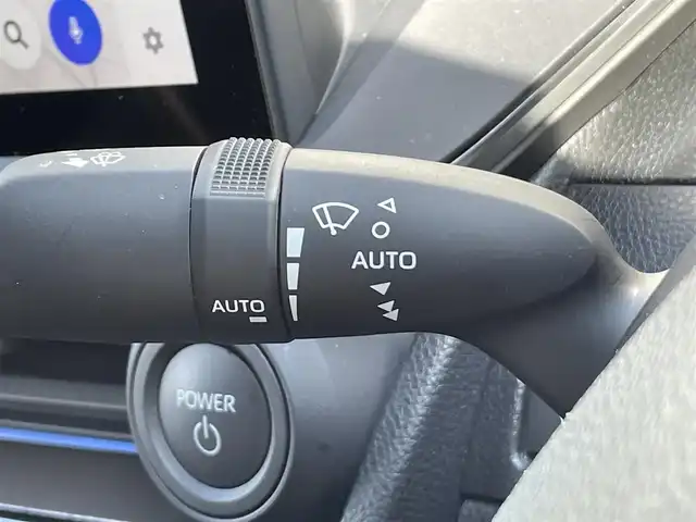 トヨタ プリウス Z 愛知県 2023(令5)年 1.3万km アティチュードブラックマイカ ・純正ディスプレイオーディオ（ナビ付き）/・フルセグテレビ/・Bluetooth/USB接続機能/・全方位カメラ/・ETC2.0/・合成皮革シート/・パワーシート（運転席）/・シートヒーター（運転席・助手席）/・シートベンチレーション（運転席・助手席）/・ステアリングヒーター/・パワーバックドア/・GRフロントスポイラー/・GRテールゲートスポイラー/・純正19インチアルミホイール/・純正LEDヘッドライト/・オートマチックハイビーム/・コーナーセンサー/・衝突軽減ブレーキ/・レーンキープアシスト/・ブラインドスポットモニター/・スマートキー/・アダプティブクルーズコントロール