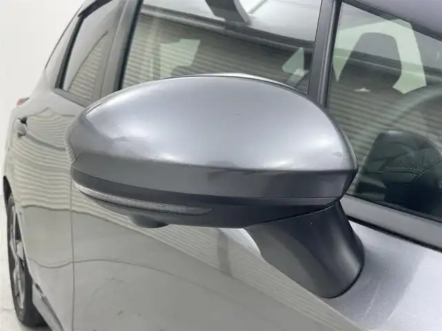 日産 オーラ G 茨城県 2024(令6)年 1.2万km ダークメタルグレー 純正9型ナビ/全周囲カメラ/フルセグ/デジタルインナーミラー/衝突被害軽減ブレーキ/車線逸脱抑制装置/BSW/オートマチックハイビーム/ソナー/ETC/ドラレコ/純正15インチAW/LEDヘッドライト/スマートキー