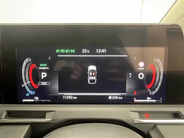 日産 オーラ G 茨城県 2024(令6)年 1.2万km ダークメタルグレー 純正9型ナビ/全周囲カメラ/フルセグ/デジタルインナーミラー/衝突被害軽減ブレーキ/車線逸脱抑制装置/BSW/オートマチックハイビーム/ソナー/ETC/ドラレコ/純正15インチAW/LEDヘッドライト/スマートキー