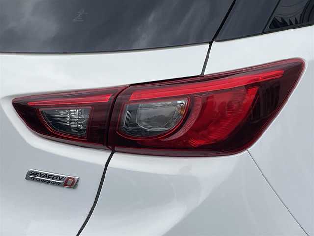 マツダ ＣＸ－３ XD ツーリング 岩手県 2016(平28)年 5.8万km クリスタルホワイトパールマイカ 禁煙車/4WD/ディーゼル/ハーフレザーシート/ブラインドスポットモニター/トラクションコントロール/ヘッドアップディスプレイ/前席シートヒーター/クルーズコントロール/純正ナビ/→フルセグTV/Bluetooth/CD/DVD/FM/AM/AUX/バックカメラ/ステアリングスイッチ/オートライト/HIDヘッドライト/パドルシフト/〇プッシュスタート/〇電動格納ミラー/〇ウィンカーミラー/〇ドアバイザー/〇フロアマット/USBポート2つ/シガーソケット/ドライブレコーダー/ETC/夏タイヤ純正アルミホイール車載/→5mm×4本