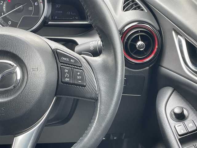 マツダ ＣＸ－３ XD ツーリング 岩手県 2016(平28)年 5.8万km クリスタルホワイトパールマイカ 禁煙車/4WD/ディーゼル/ハーフレザーシート/ブラインドスポットモニター/トラクションコントロール/ヘッドアップディスプレイ/前席シートヒーター/クルーズコントロール/純正ナビ/→フルセグTV/Bluetooth/CD/DVD/FM/AM/AUX/バックカメラ/ステアリングスイッチ/オートライト/HIDヘッドライト/パドルシフト/〇プッシュスタート/〇電動格納ミラー/〇ウィンカーミラー/〇ドアバイザー/〇フロアマット/USBポート2つ/シガーソケット/ドライブレコーダー/ETC/夏タイヤ純正アルミホイール車載/→5mm×4本