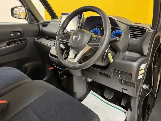 日産 ルークス HWS X プロパイロットED 群馬県 2020(令2)年 8.2万km ブラック エマージェンシーブレーキ/車線逸脱警報/先行車発進お知らせ機能/標識認識機能/プロパイロット/純正9インチSDナビ/・フルセグTV/・CD/DVD/BT/・AUX/USB/SD/・AM.FM/アラウンドビューモニター/ハンズフリー両側電動スライドドア/ビルトインETC/ドライブレコーダー/ステアリングスイッチ/パーキングセンサー/電子パーキングブレーキ/オートホールド/アイドリングストップ/スマートキー×2/プッシュスタート/LEDヘッドライト/フォグランプ/オートライト/USBポート/純正14インチAW/フロアマット/純正ドアバイザー/電動格納ウィンカーミラー/横滑り防止システム