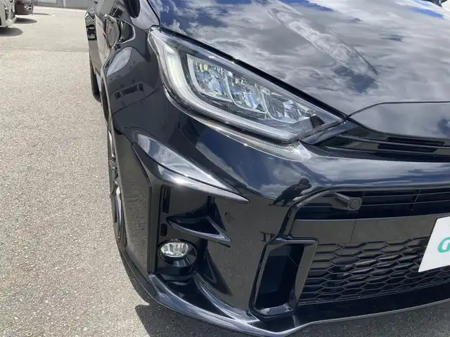 トヨタ ＧＲヤリス RZ ハイパフォーマンス 静岡県 2021(令3)年 5.8万km プレシャスブラックパール Toyota Safety Sense/純正8インチナビ/　AM FM Bluetooth USB AppleCarPlay AndroidAuto/LEDオートヘッドランプ/レーダークルーズコントロール/ハーフレザーシート/シートヒーター(前席)/インテリジェントマニュアルトランスミッション/インタークーラースプレー/前後方クリアランスソナー/スマートキー2本/純正18インチアルミホイール/ステアリングヒーター/6速MT/JBLプレミアムサウンド/フルセグTV