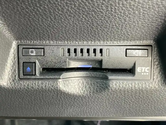 トヨタ ＧＲヤリス RZ ハイパフォーマンス 静岡県 2021(令3)年 5.8万km プレシャスブラックパール Toyota Safety Sense/純正8インチナビ/　AM FM Bluetooth USB AppleCarPlay AndroidAuto/LEDオートヘッドランプ/レーダークルーズコントロール/ハーフレザーシート/シートヒーター(前席)/インテリジェントマニュアルトランスミッション/インタークーラースプレー/前後方クリアランスソナー/スマートキー2本/純正18インチアルミホイール/ステアリングヒーター/6速MT/JBLプレミアムサウンド/フルセグTV