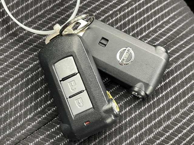 日産 デイズ ルークス X Vセレクション 新潟県 2017(平29)年 1.7万km グレーⅡ 純正SDナビ:MM316D-W/アラウンドビューモニター/両側パワースライドドア/衝突軽減システム/ETC/取扱説明書/保証書