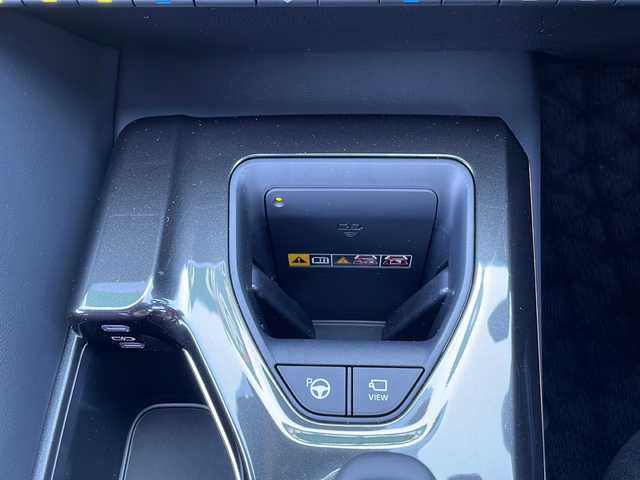 トヨタ クラウン エステート Z 富山県 2025(令7)年 0.1千km ブラック 4WD/サンルーフ/純正12型ナビ/フルセグ/Bluetooth/プリクラッシュセーフティ/パノラミックビューモニター/レーンディパーチャーアラート/レーダークルーズコントロール/ロードサインアシスト/プロアクティブドライビングアシスト/パーキングサポートブレーキ/パーキングサポート/クリアランスソナー/パワーバックドア/シートベンチレーション/シートヒーター/ビルトインETC/置くだけ充電/ステアリングヒーター/パドルシフト