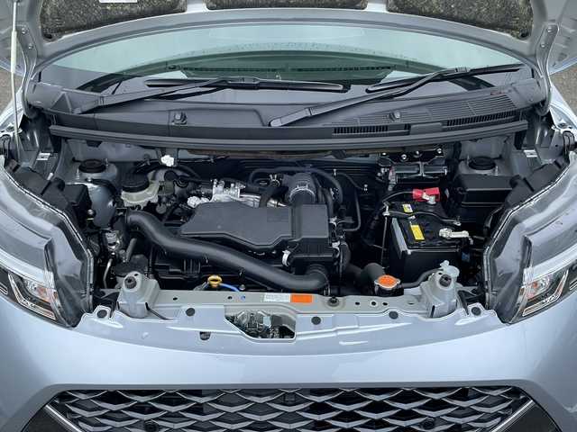 トヨタ タンク カスタムG 岩手県 2019(令1)年 1.5万km ブライトシルバーM 純正メモリナビ　バックＣ　全方位　Ｂｌｕｅｔｏｏｔｈ再生　純正１４ＡＷ　ＬＥＤ　ＥＴＣ　クルコン　ＣＤ／ＤＶＤ再生　ドラレコ　純正フロアマット　横滑り防止　衝突軽減　Ｃセンサー　オートハイビーム