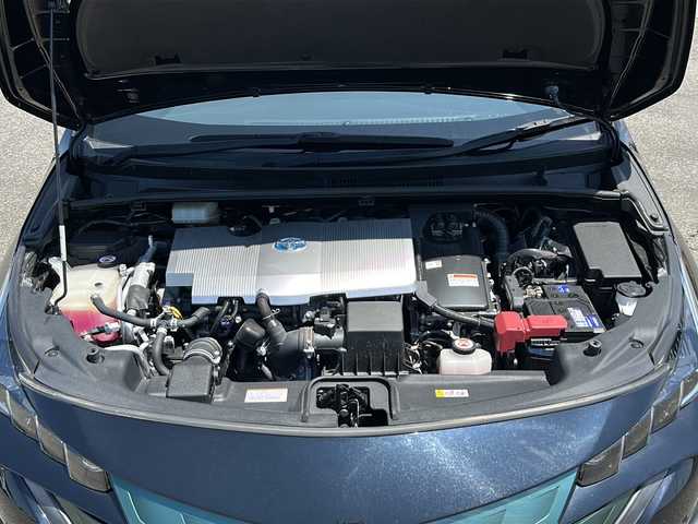 トヨタ プリウス ＰＨＶ A 富山県 2018(平30)年 3.6万km アティチュードブラックマイカ 純正ＳＤ11インチナビ/バックカメラ/フルセグ/ＢＴ/ブラインドスポットモニター/レーダークルーズコントロール/レーンキープアシスト/パーキングアシスト/コーナーセンサー/純正ＡＷ/純正フロアマット/ＥＴＣ２．０/ドライブレコーダー/LEDヘッドライト/盗難防止装置