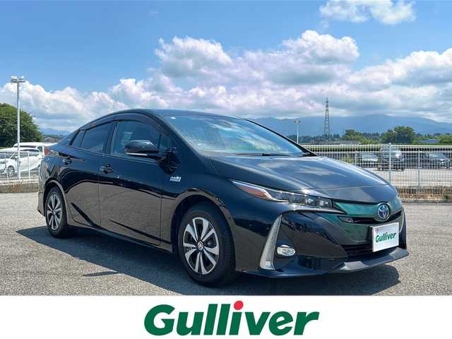 トヨタ プリウス ＰＨＶ A 富山県 2018(平30)年 3.6万km アティチュードブラックマイカ 純正ＳＤ11インチナビ/バックカメラ/フルセグ/ＢＴ/ブラインドスポットモニター/レーダークルーズコントロール/レーンキープアシスト/パーキングアシスト/コーナーセンサー/純正ＡＷ/純正フロアマット/ＥＴＣ２．０/ドライブレコーダー/LEDヘッドライト/盗難防止装置