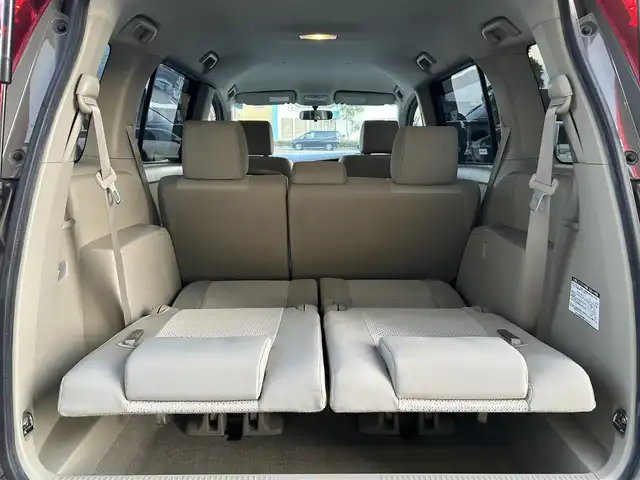 トヨタ アイシス プラタナ リミテッド 愛媛県 2011(平23)年 4.8万km グレーメタリック 登録時走行距離：47615Km/メーカーOP純正HDDナビ/AM/FM/フルセグTV/Bluetooth/バックカメラ/リバース電動ミラー/ABS/両側パワースライドドア/フルフラットシート/Wエアバッグ/オートライト/フォグランプ/エンジンスタートボタン/スマートキー/純正アルミホイール/純正フロアマット