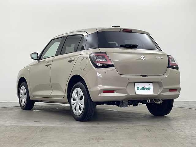 スズキ スイフト XG 秋田県 2023(令5)年 0.3万km キャラバンアイボリーPM 4WD/ヂュアルセンサーブレーキサポートII/レーダークルーズコントロール　/横滑り防止装置　/レーンキープアシスト　/前後クリアランスソナー　/前席シートヒーター　/ＬＥＤヘッドライト　/オートライト　/プッシュスタート　/スペアキー/ワンオーナー/プッシュスタート/電動格納ミラー/純正フロアマット